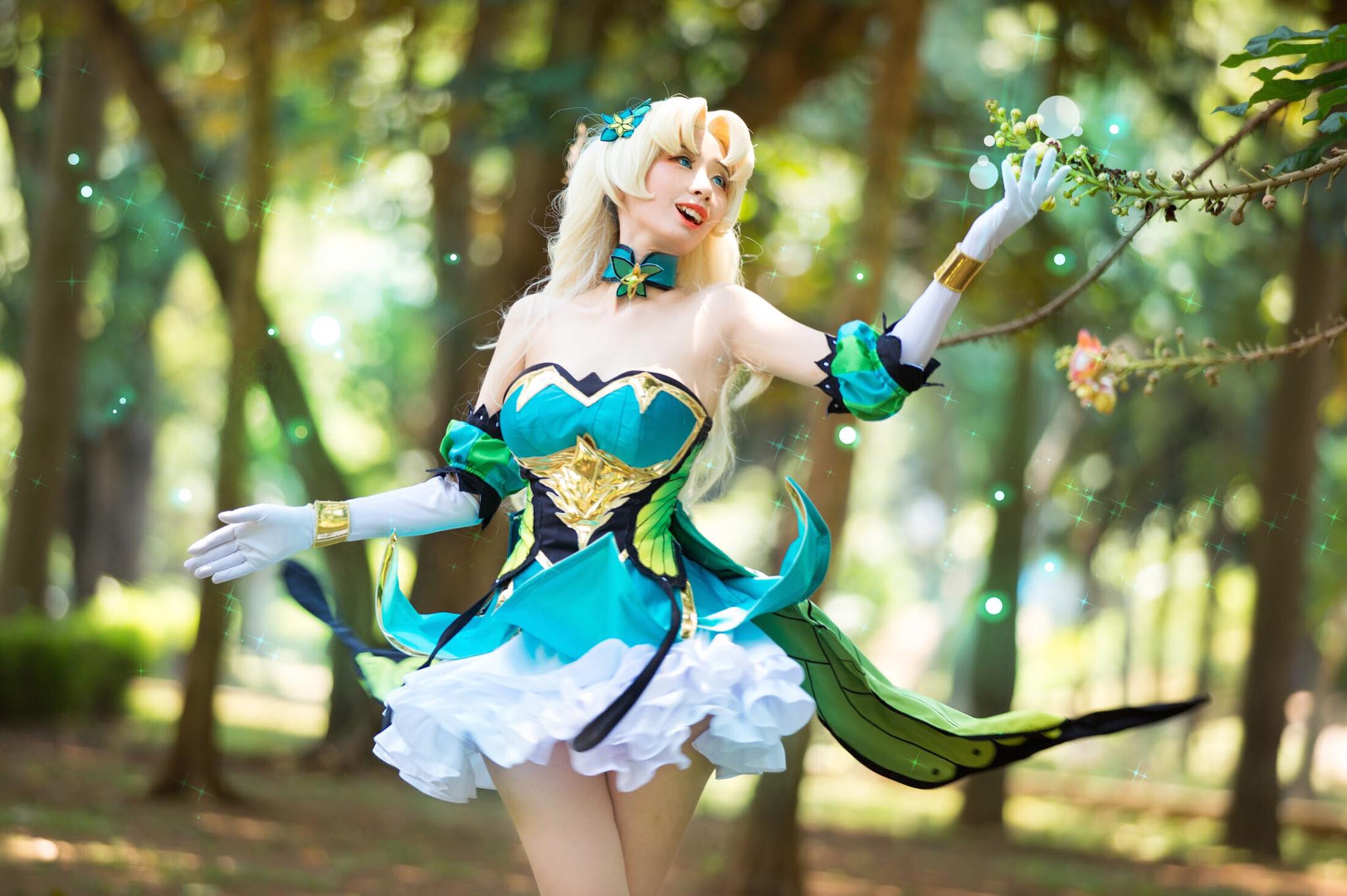 odette-butterfly-goddess-cosplay-4