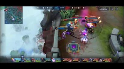 Luo Yi being chased by their entire team